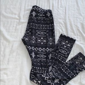 Super soft leggings with prints